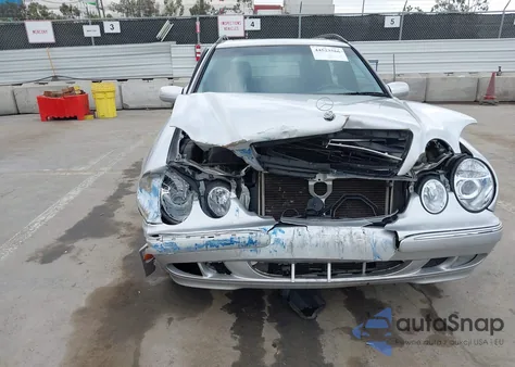 2003 Mercedes-Benz C 320 z USA, uszkodzony, nr VIN WDBJH65J73X089741